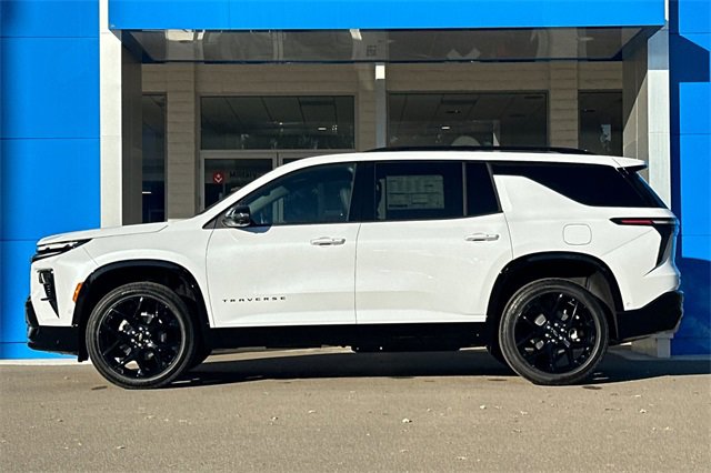 New 2026 Chevrolet Traverse RS image 9