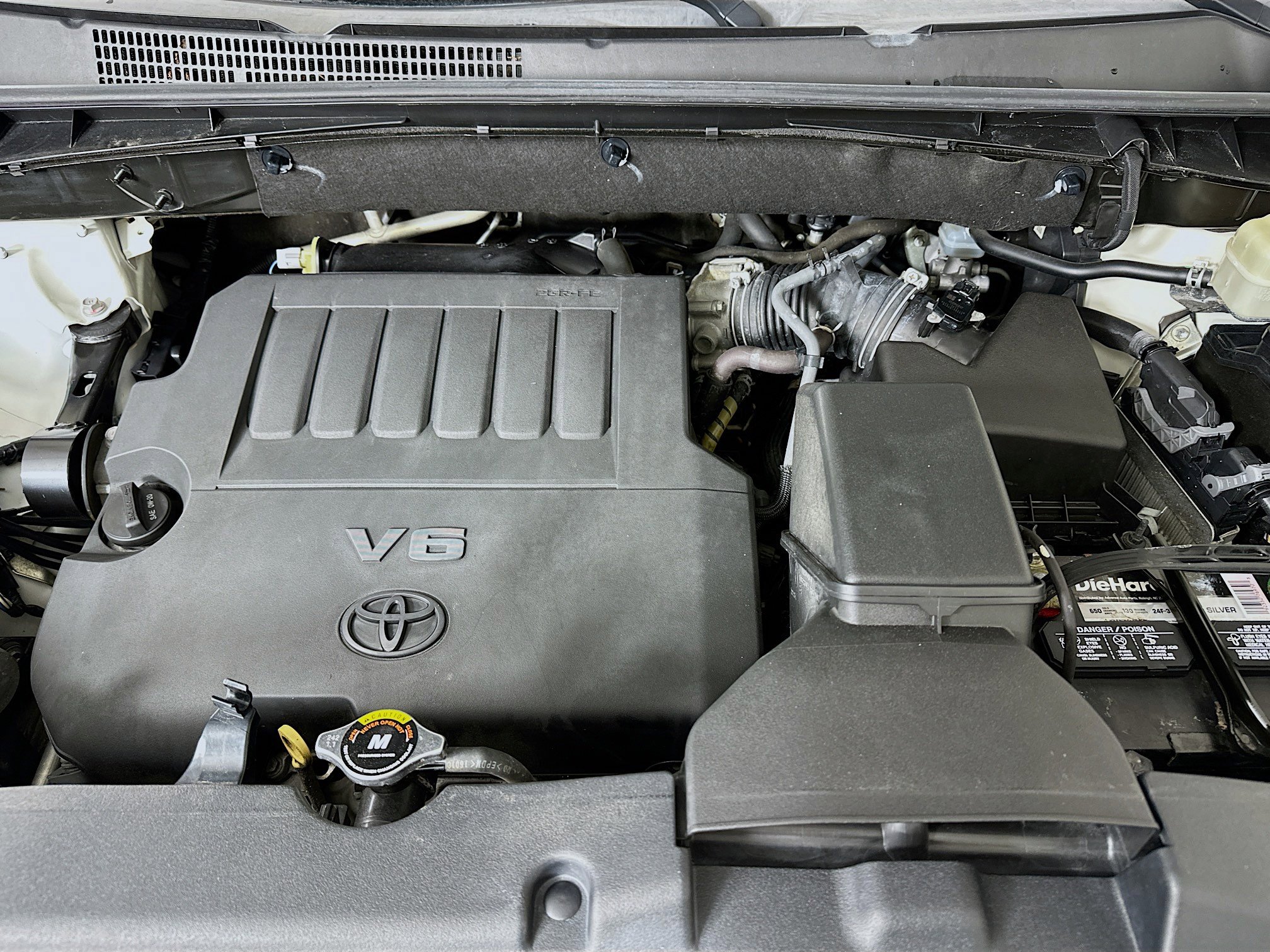 Used 2016 Toyota Highlander XLE image 37