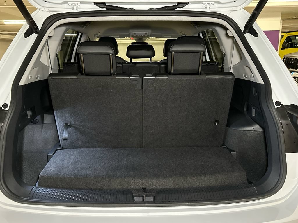 Used 2024 Volkswagen Tiguan Wolfsburg Edition FWD image 6