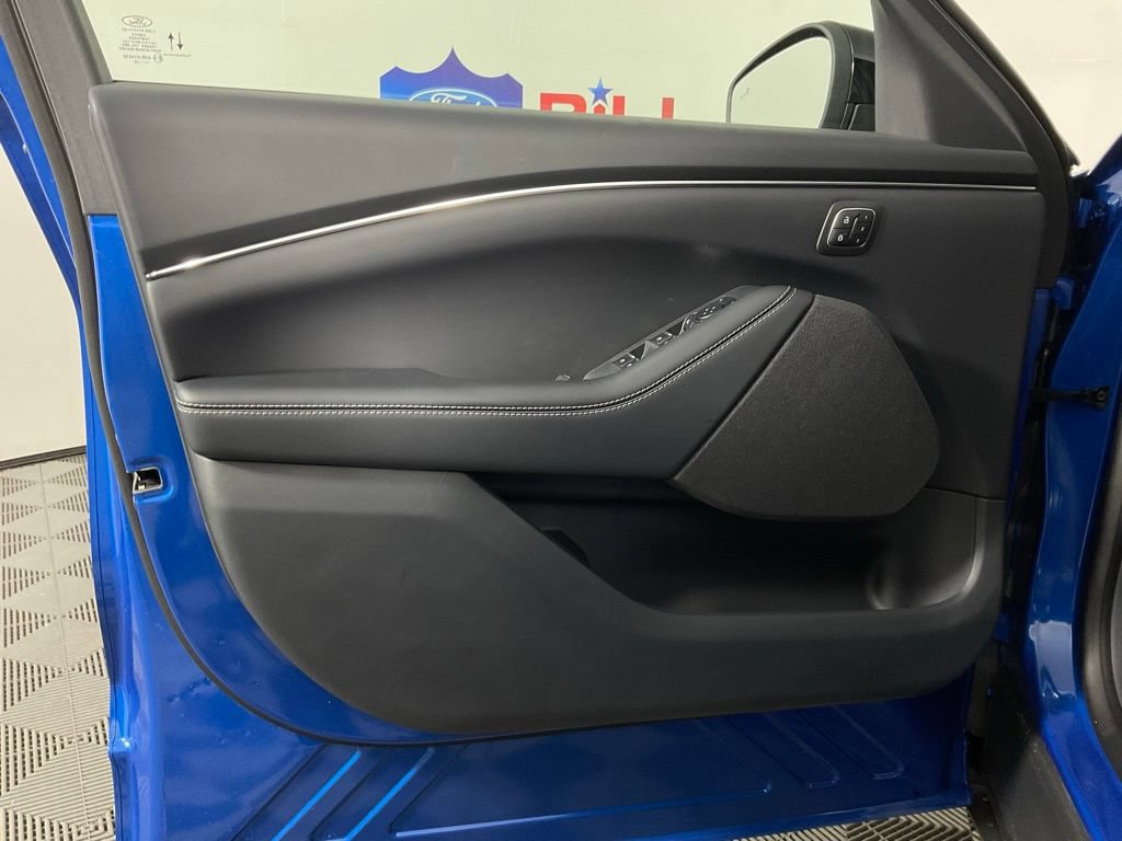 New 2026 Ford Mustang Mach-E Select w/ Comfort Package Lite RWD image 12