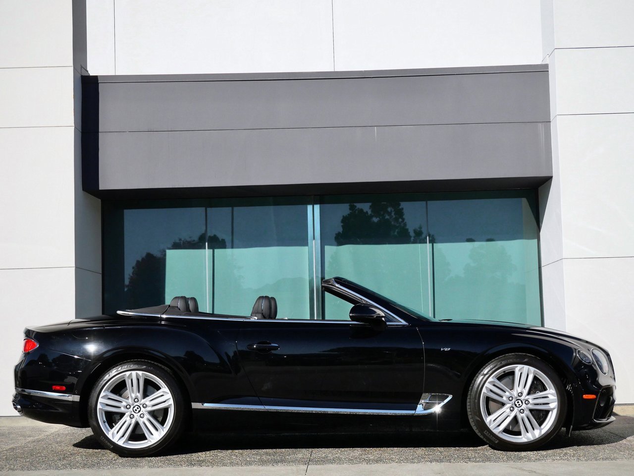 Used 2022 Bentley Continental GT image 5
