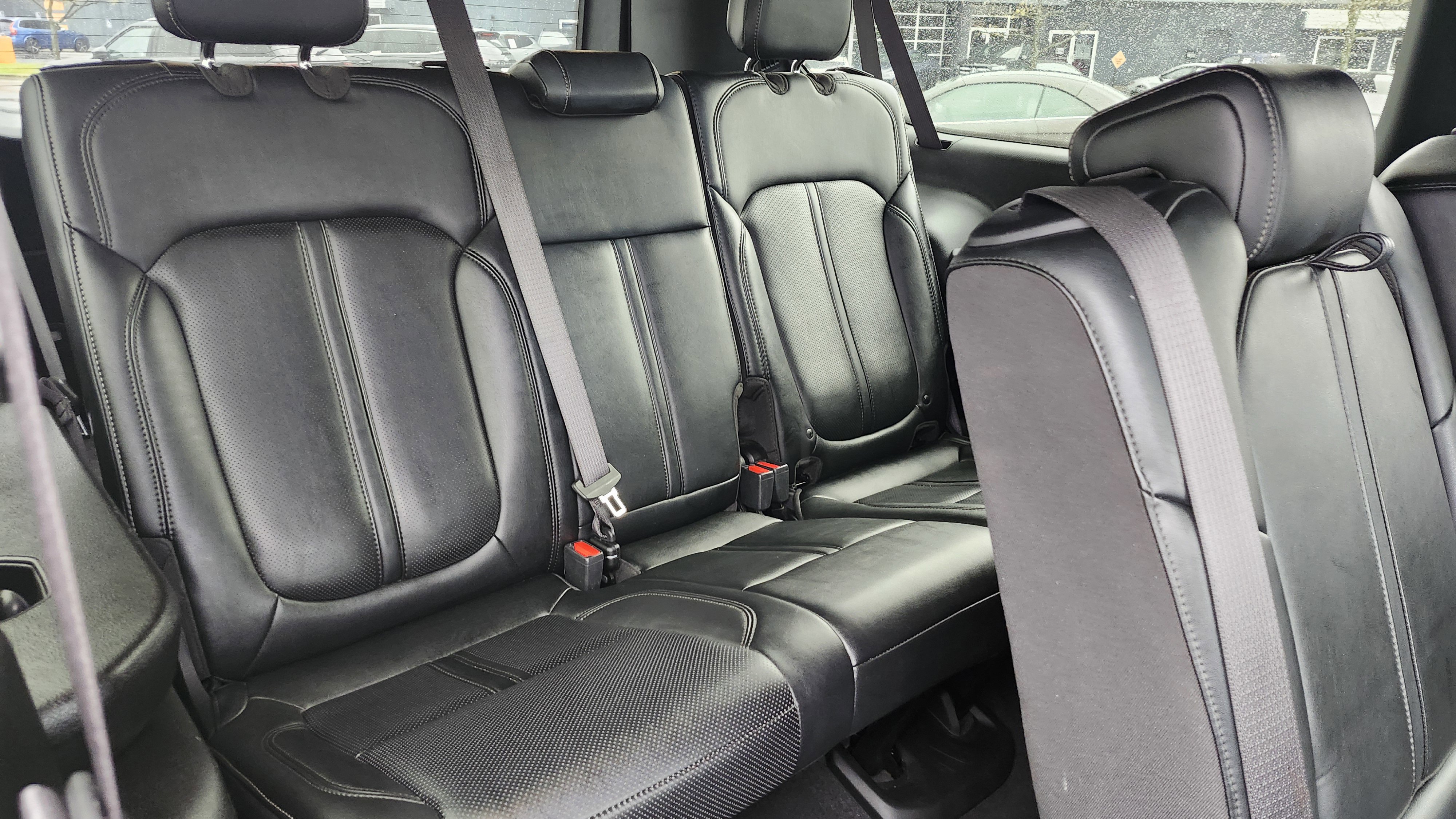 Used 2024 Jeep Wagoneer L Series II w/ Flexible Seating Group image 14