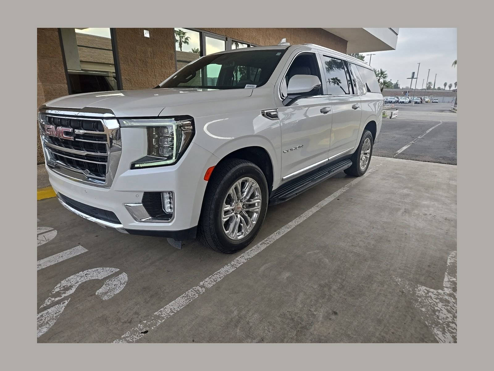 Certified 2023 GMC Yukon XL SLT w/ SLT Premium Package
