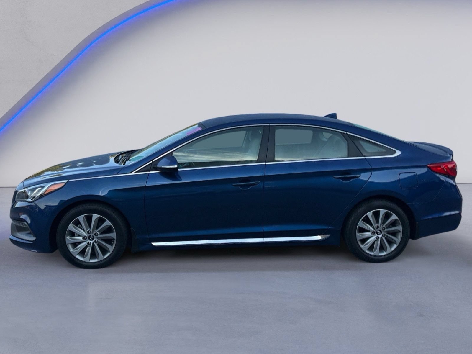Used 2016 Hyundai Sonata Sport FWD image 3