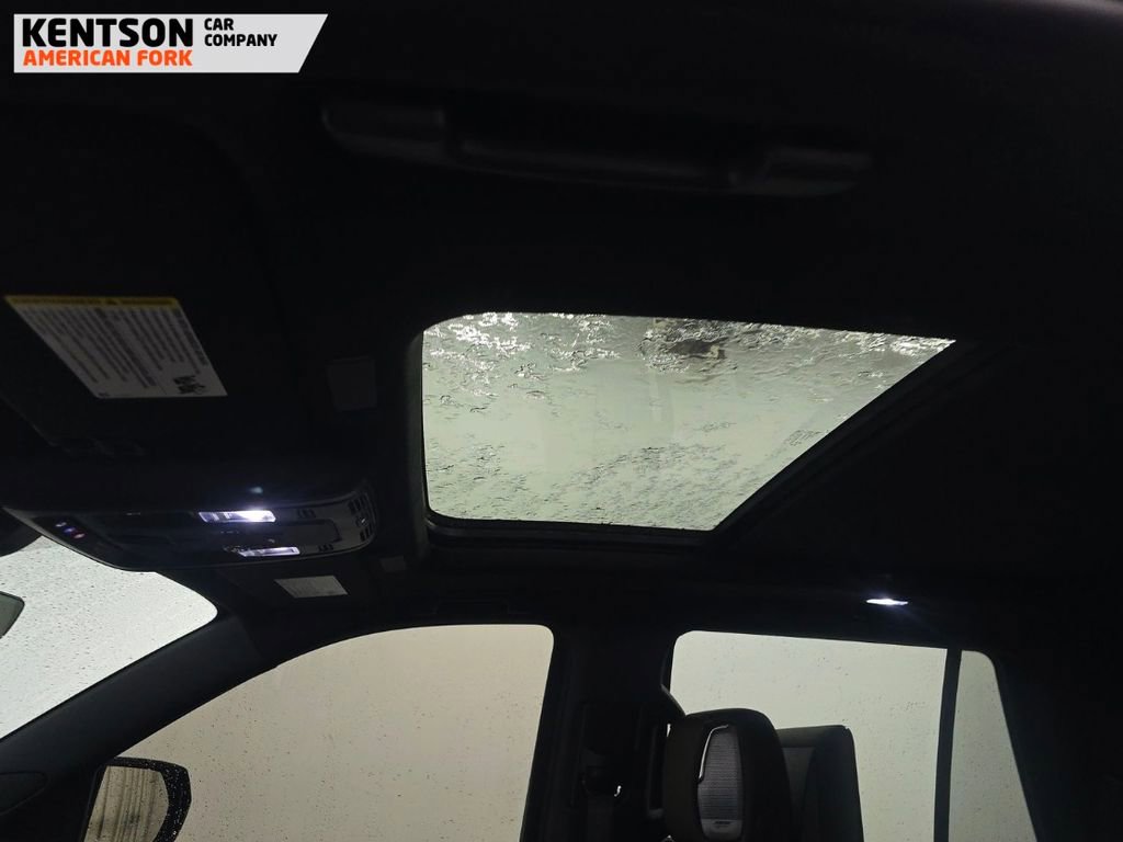 Used 2025 GMC Yukon Denali Ultimate w/ LPO, Floor Liner Package image 17