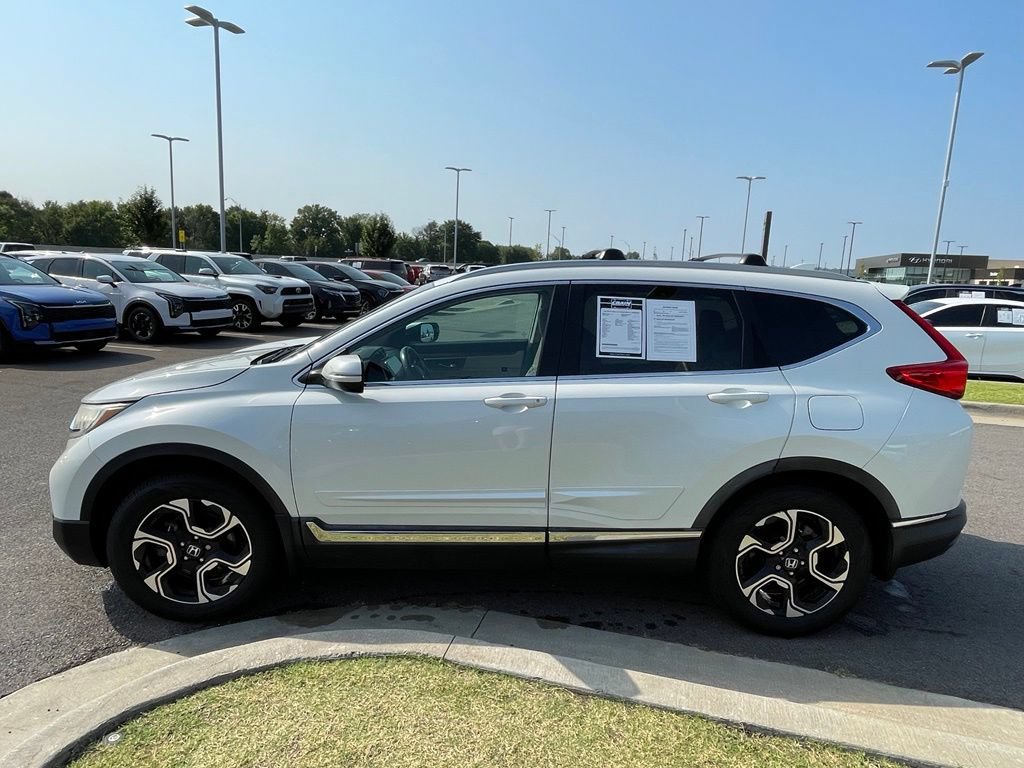 Used 2017 Honda CR-V Touring image 4