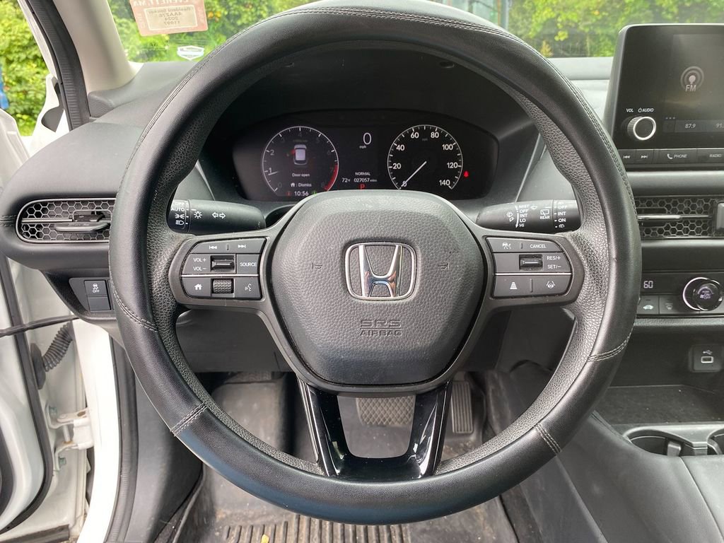 Used 2023 Honda HR-V LX image 15