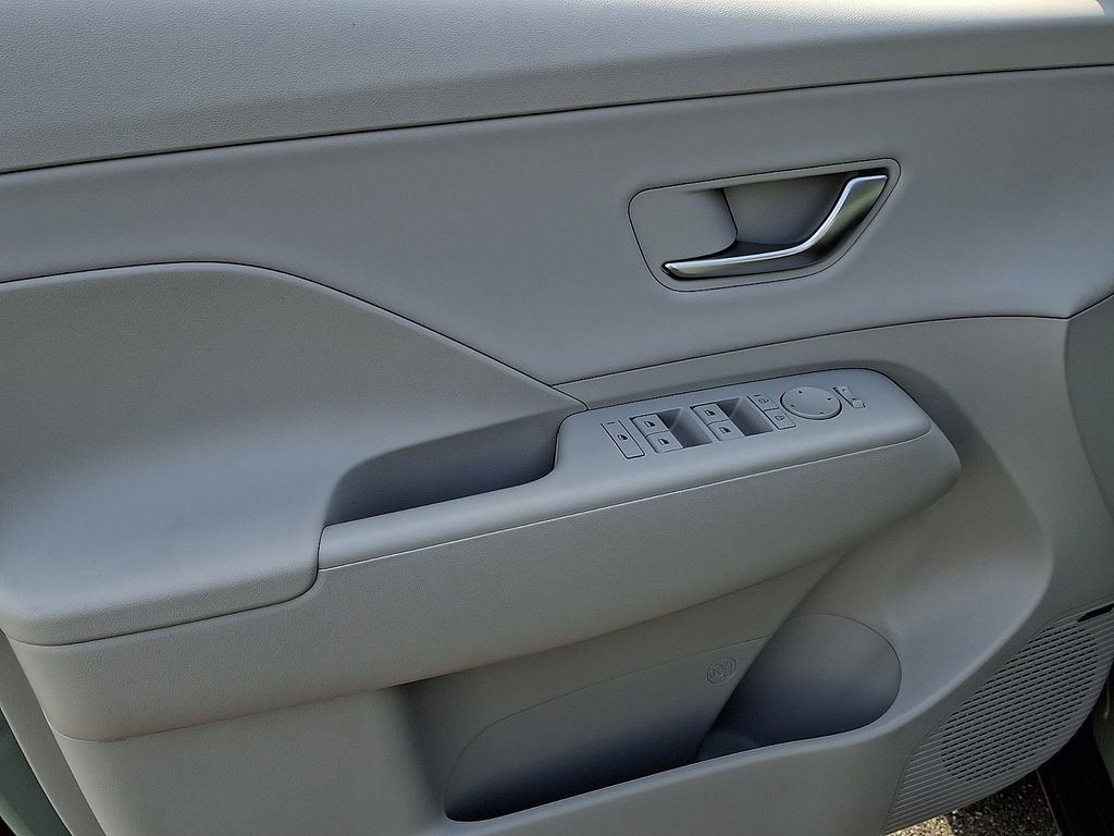 New 2026 Hyundai Kona Limited AWD/4WD image 9