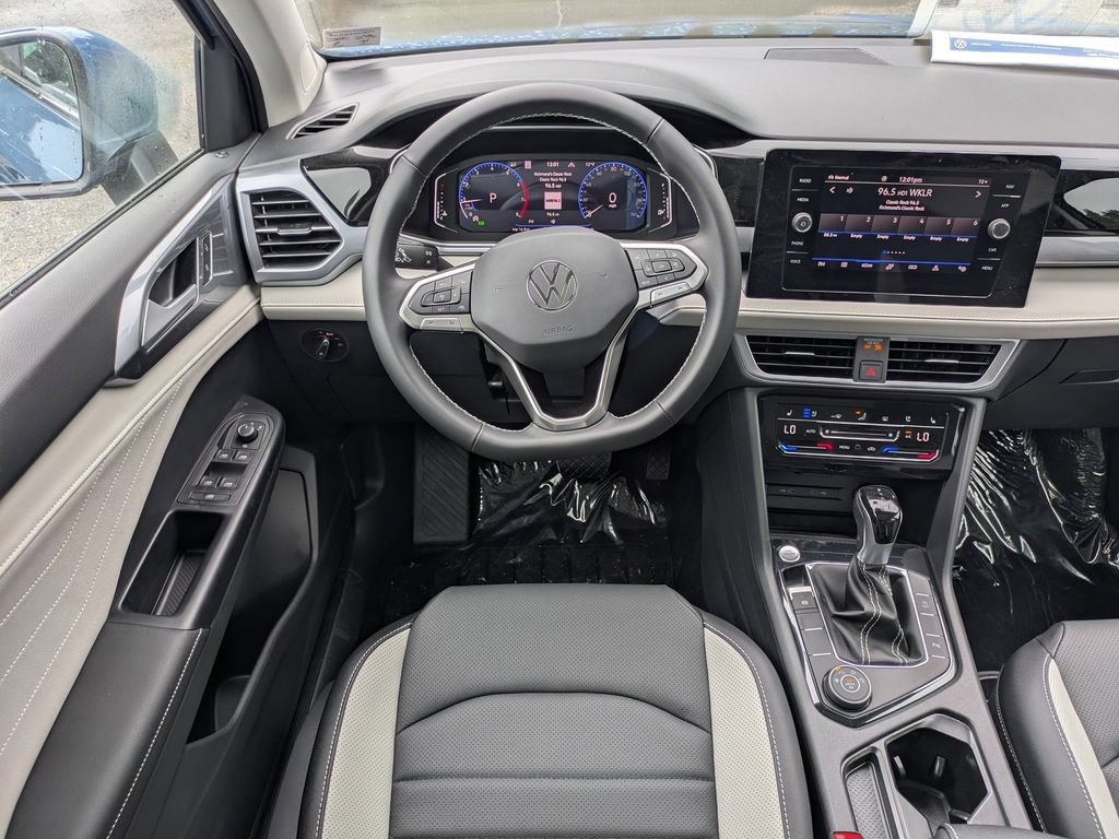 New 2026 Volkswagen Taos SEL AWD/4WD image 15