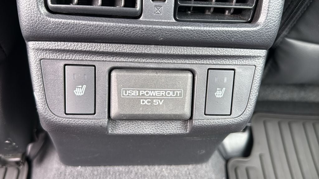 Used 2018 Subaru Legacy 3.6R Limited AWD/4WD image 27