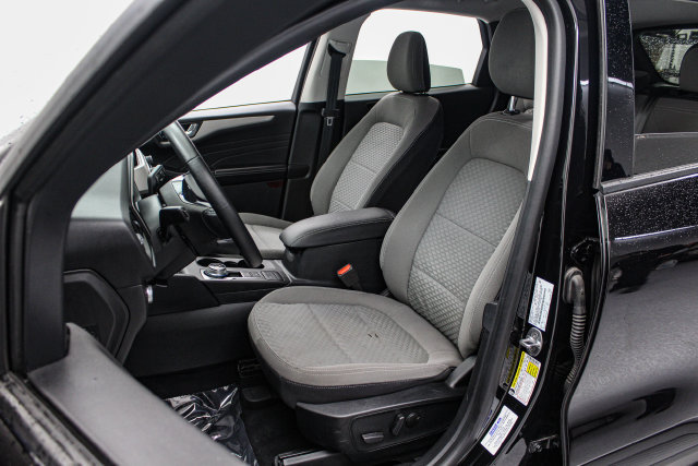 Certified 2021 Ford Escape SE w/ SE Sport Appearance Package AWD/4WD image 11