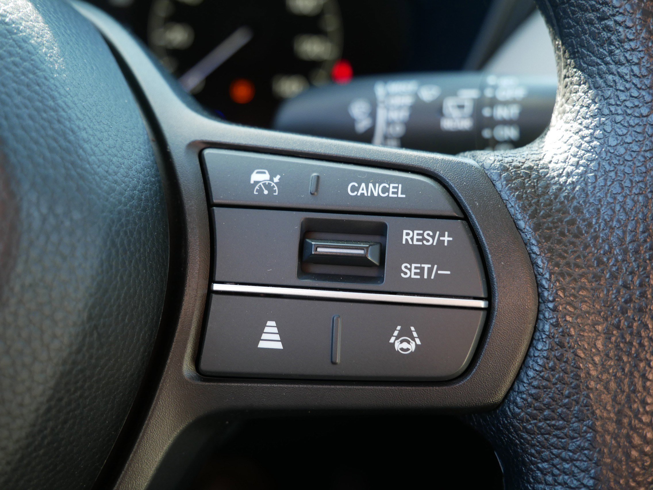 Certified 2024 Honda HR-V LX image 30