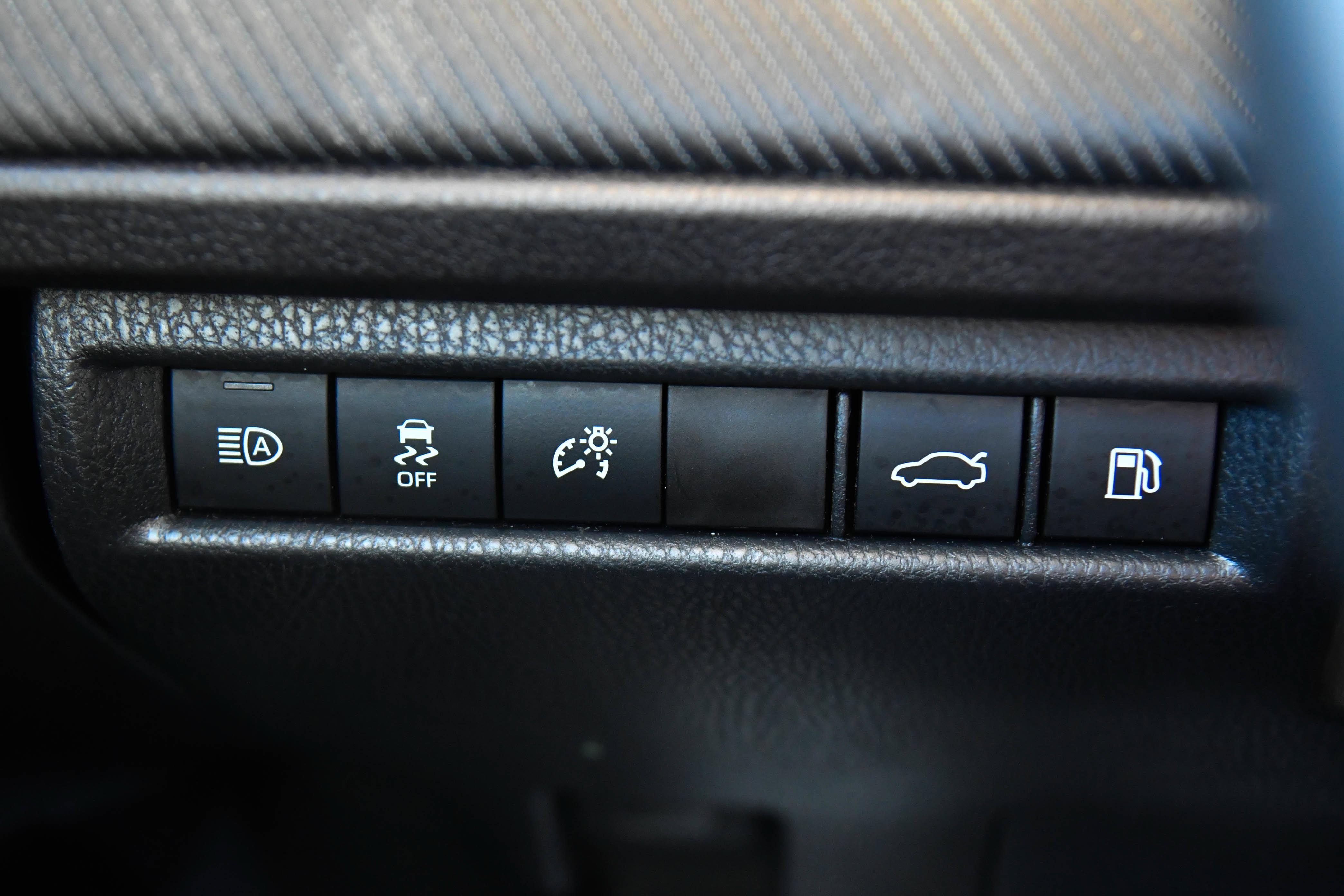 Used 2026 Toyota Camry SE FWD image 34