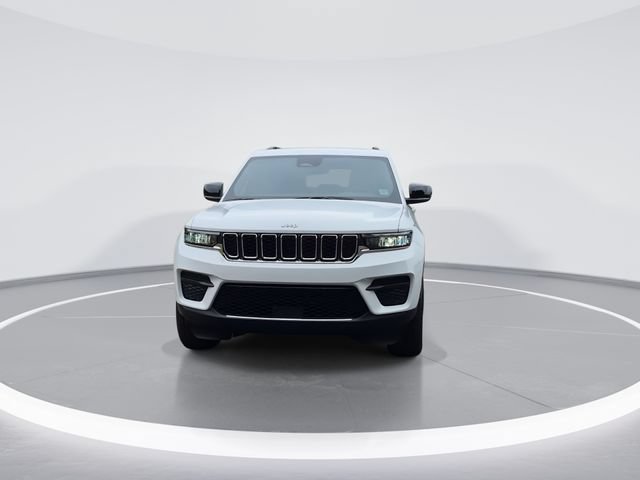 New 2026 Jeep Grand Cherokee Laredo X RWD image 3