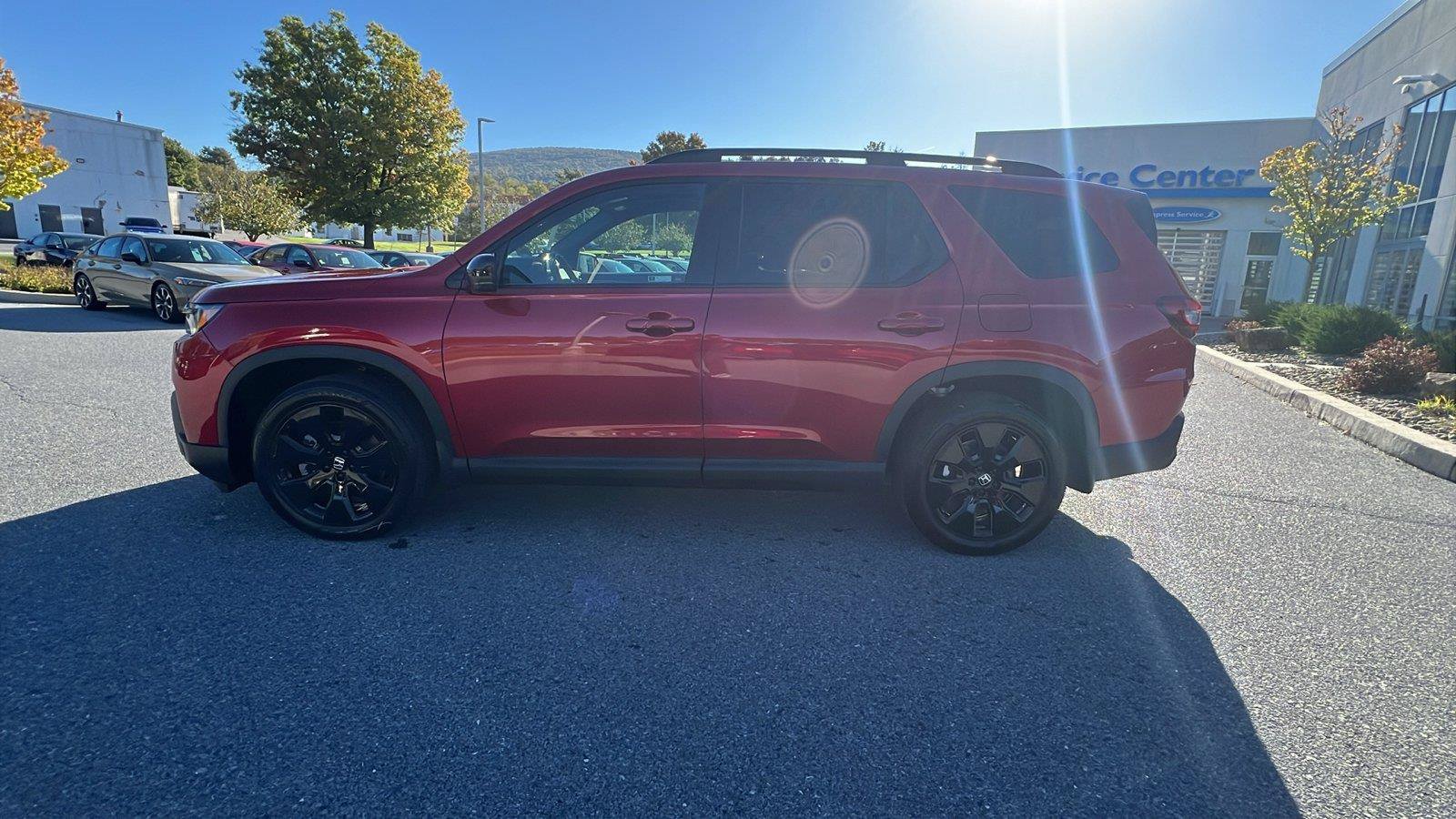 New 2026 Honda Pilot Black Edition image 7