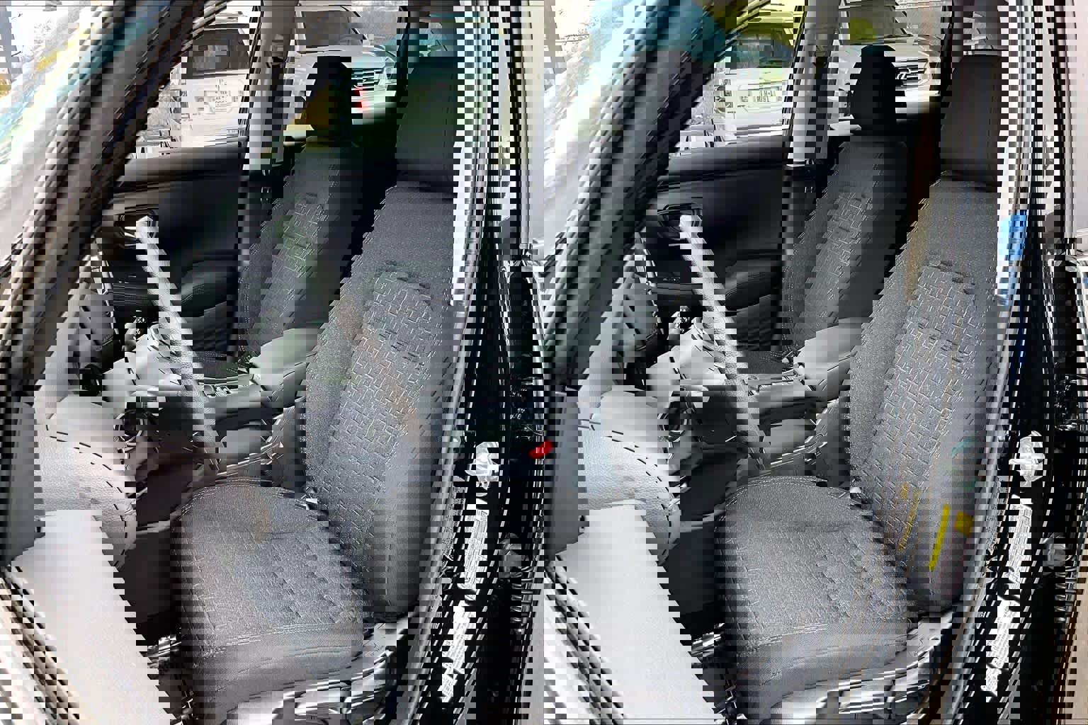 Used 2026 Honda HR-V LX image 8