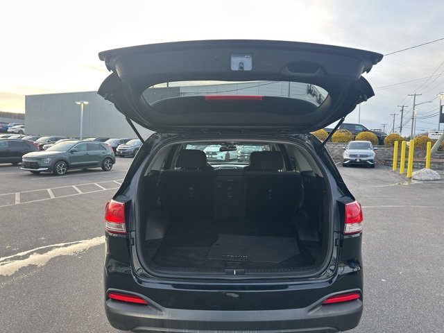 Used 2017 Kia Sorento LX image 24