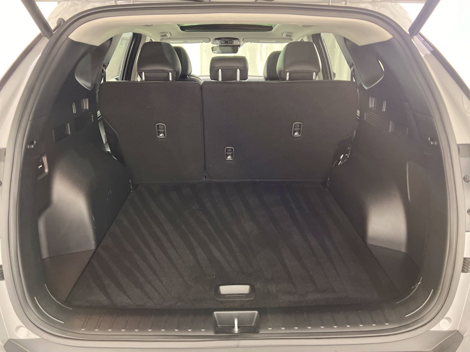 Used 2023 Hyundai Tucson Limited image 25