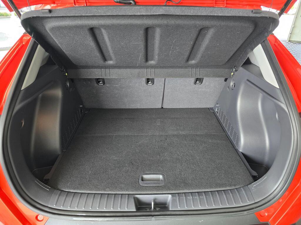 Used 2025 Hyundai Kona SEL AWD/4WD image 16