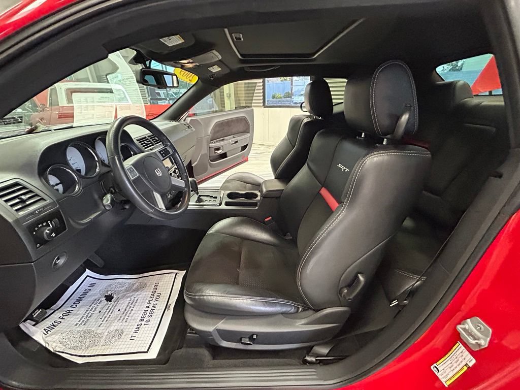 Used 2009 Dodge Challenger SRT8 RWD image 44