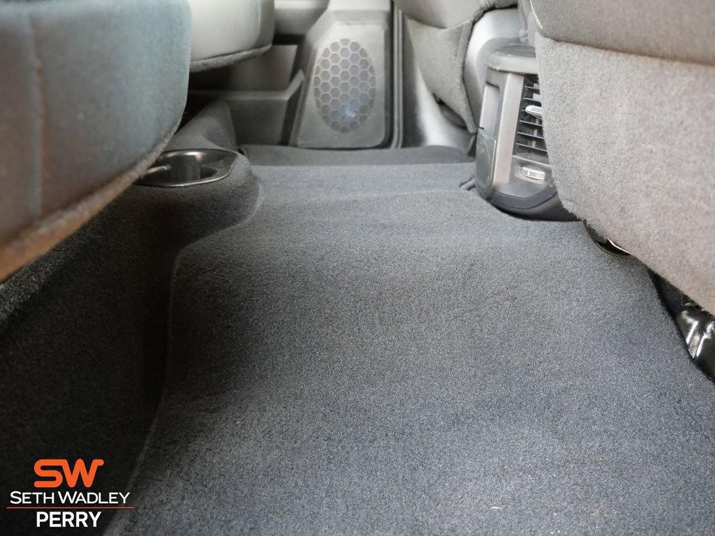 Used 2024 RAM 2500 Big Horn w/ Bed Utility Group image 13