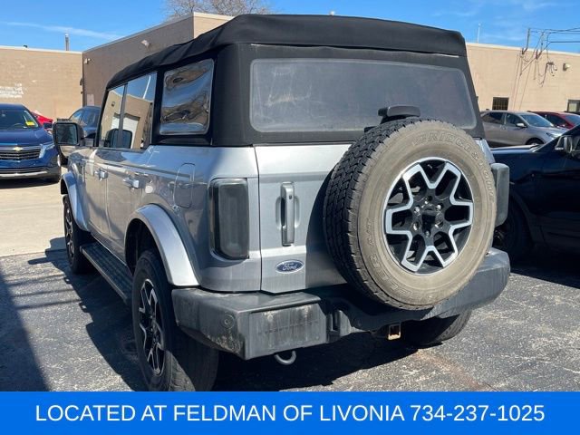 Used 2023 Ford Bronco Outer Banks image 2