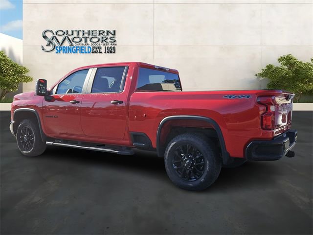 Used 2025 Chevrolet Silverado 2500 Custom w/ Custom Value Package image 3