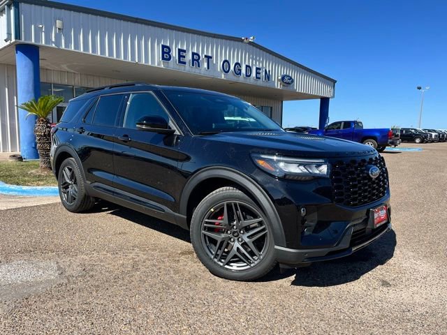 New 2026 Ford Explorer ST w/ Sun And Sound Package