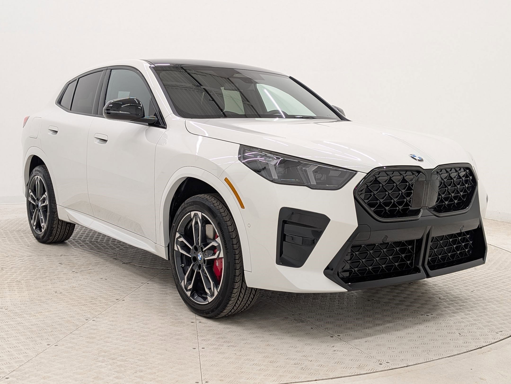 New 2026 BMW X2 xDrive28i w/ M Sport Package AWD/4WD image 7