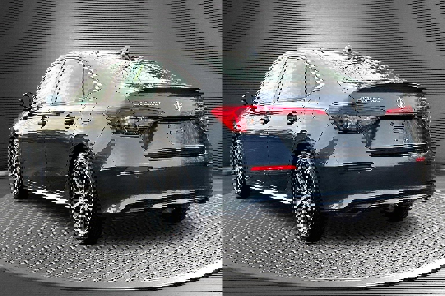 Used 2024 Honda Civic Touring image 4