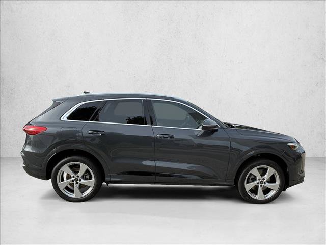 Used 2025 Audi Q5 Premium w/ Premium Plus AWD/4WD image 4