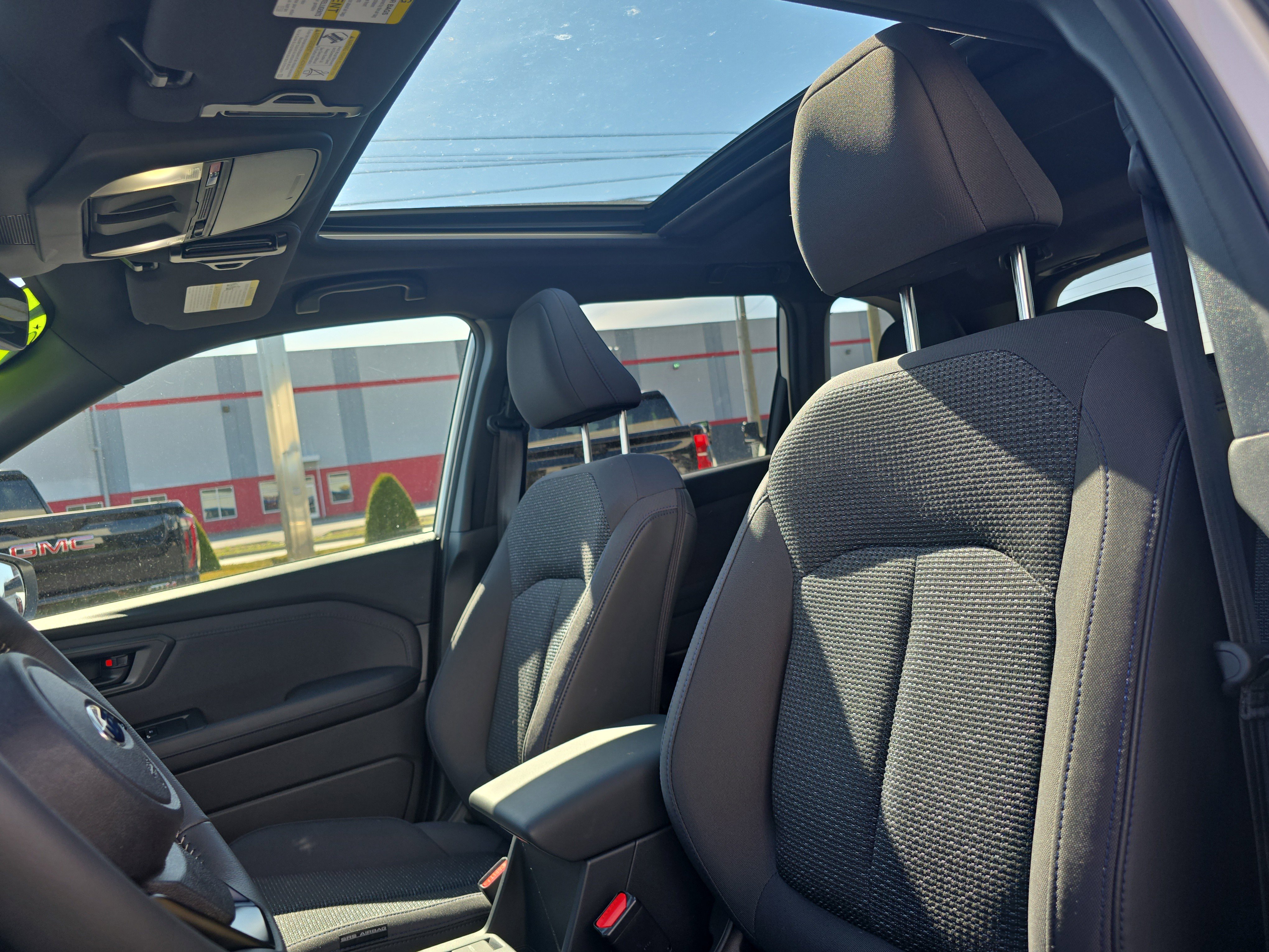 Used 2025 Subaru Forester Premium AWD/4WD image 12