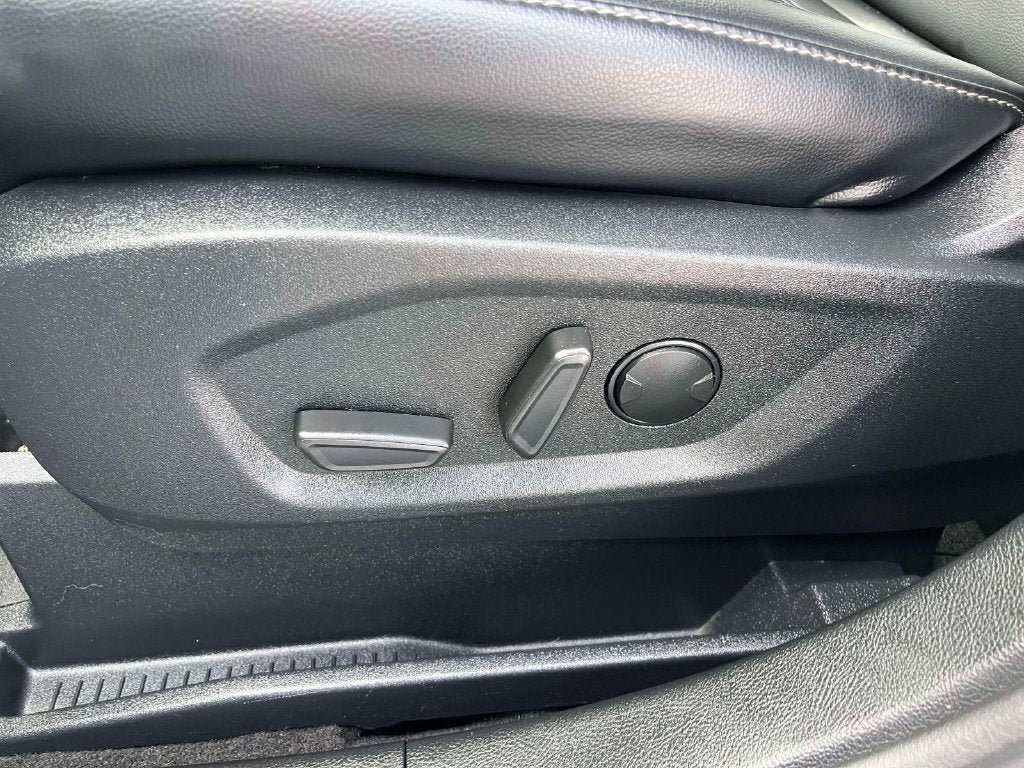 Used 2024 Ford Edge SEL AWD/4WD image 28