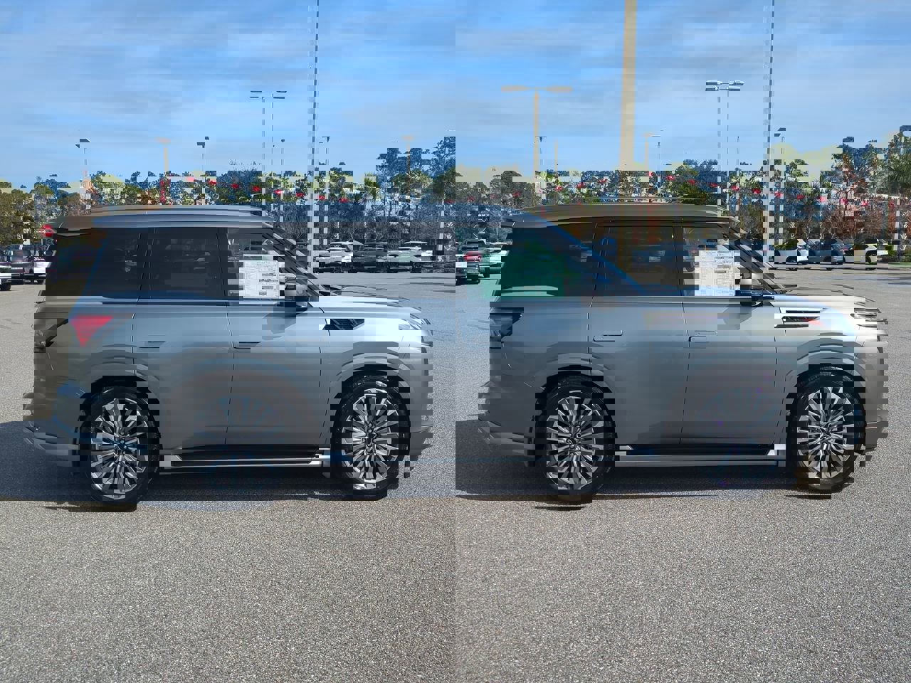 New 2026 INFINITI QX80 Luxe w/ Cargo Package image 4