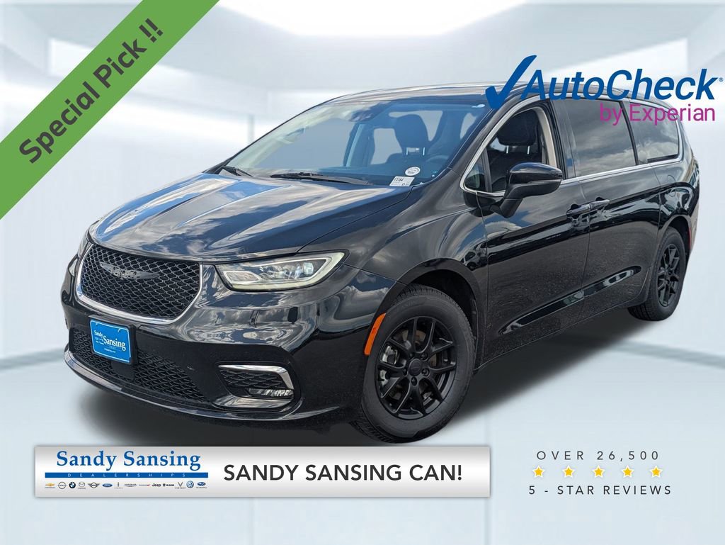 Used 2023 Chrysler Pacifica Touring-L