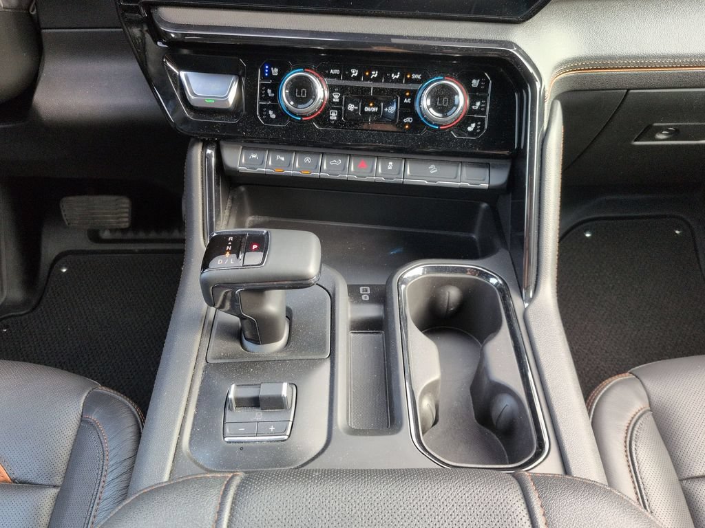 Certified 2024 GMC Sierra 1500 AT4 w/ Technology Package AWD/4WD image 13
