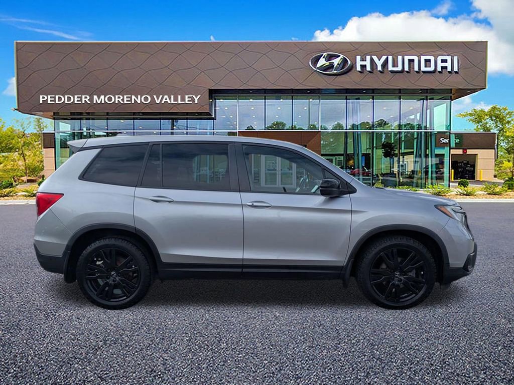 Used 2021 Honda Passport Sport image 2