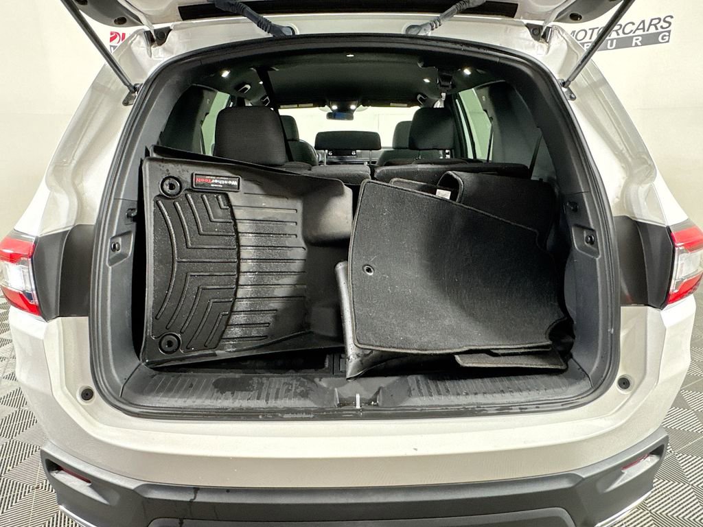 Used 2023 Honda Pilot Sport image 25
