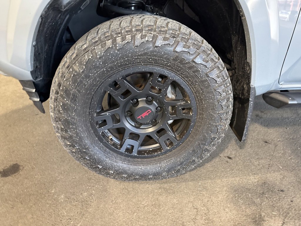 Used 2019 Toyota Tacoma TRD Sport image 8