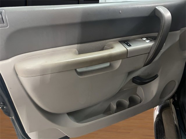 Used 2013 GMC Sierra 3500 W/T w/ Snow Plow Prep Package image 9