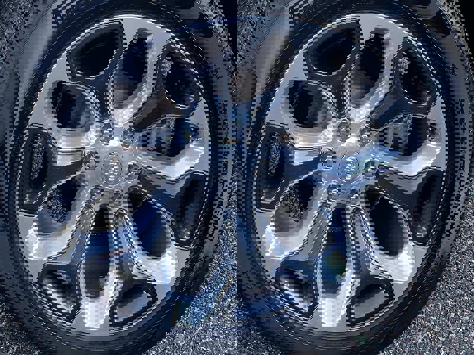 Used 2022 RAM 1500 Limited w/ Body Color Bumper Group image 35