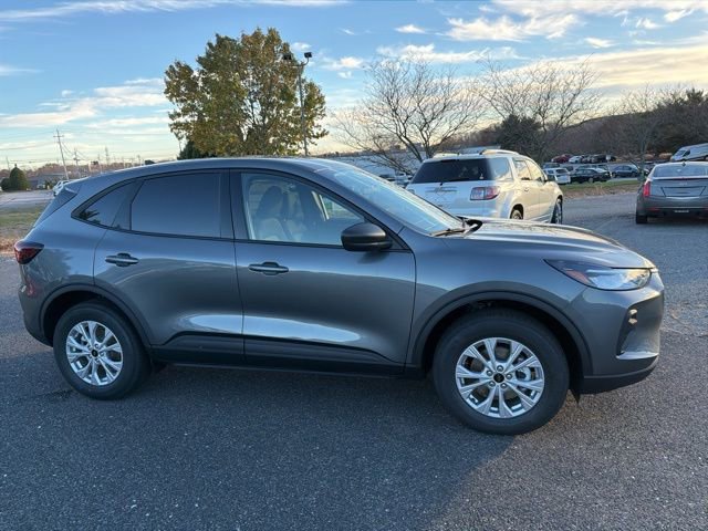 New 2026 Ford Escape Active w/ Tech Pack #1 AWD/4WD image 2