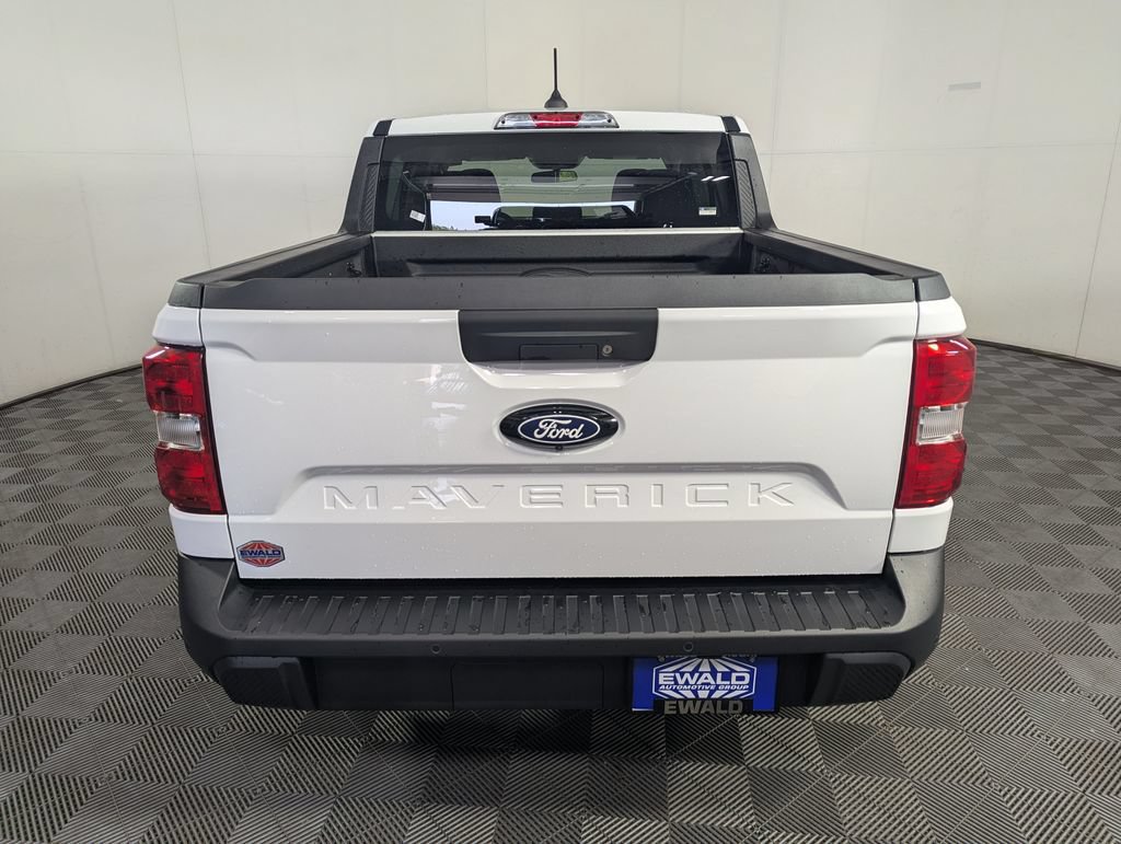 Used 2025 Ford Maverick XL w/ Equipment Group 102A AWD/4WD image 7
