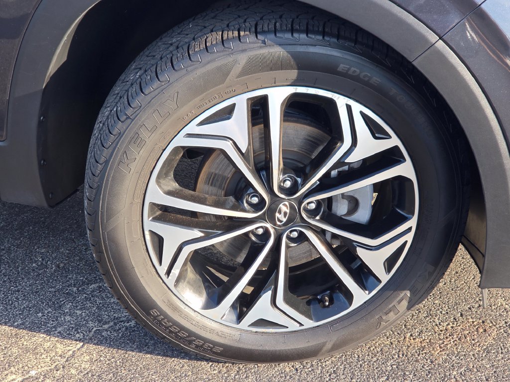 Used 2020 Hyundai Santa Fe Limited AWD/4WD image 20
