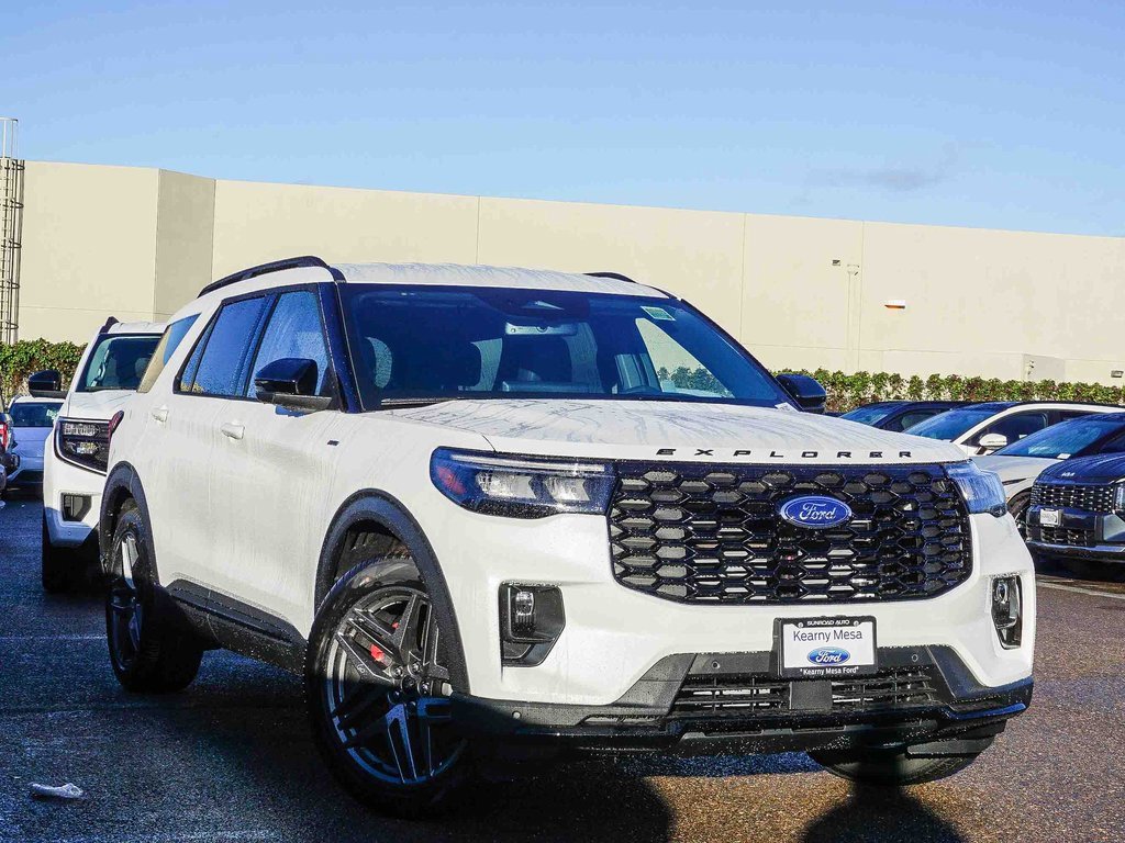 New 2026 Ford Explorer ST-Line w/ ST-Line Street Pack