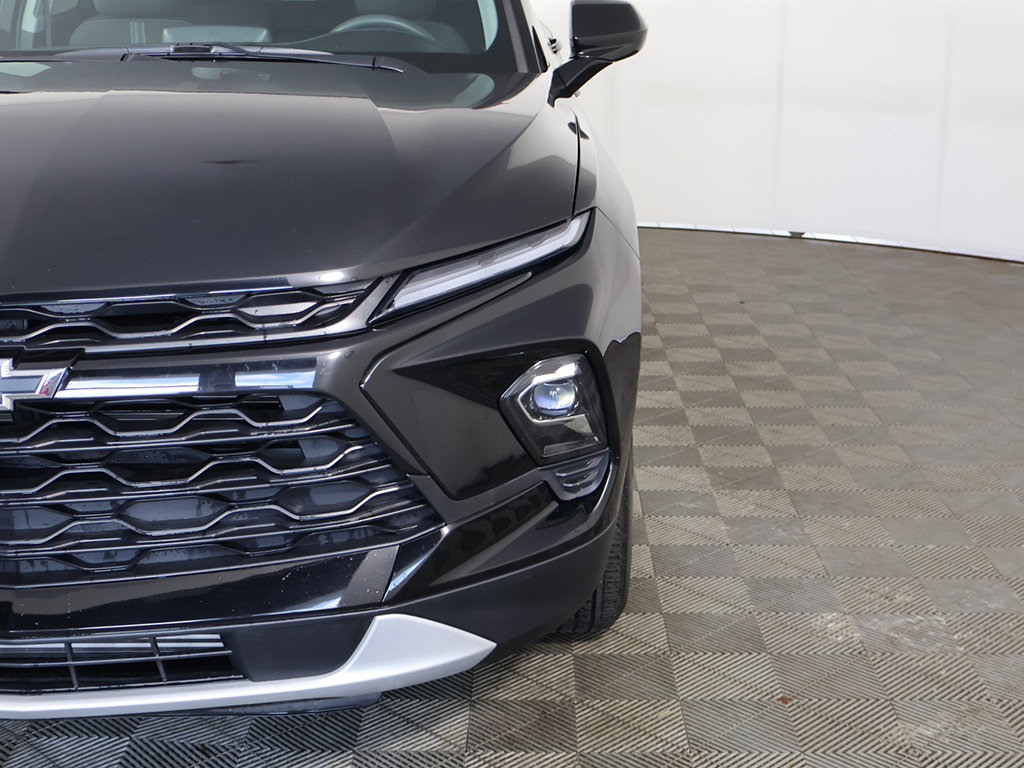 Used 2023 Chevrolet Blazer LT w/ Convenience Package FWD image 14