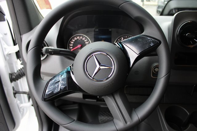 New 2025 Mercedes-Benz Sprinter 2500 image 7