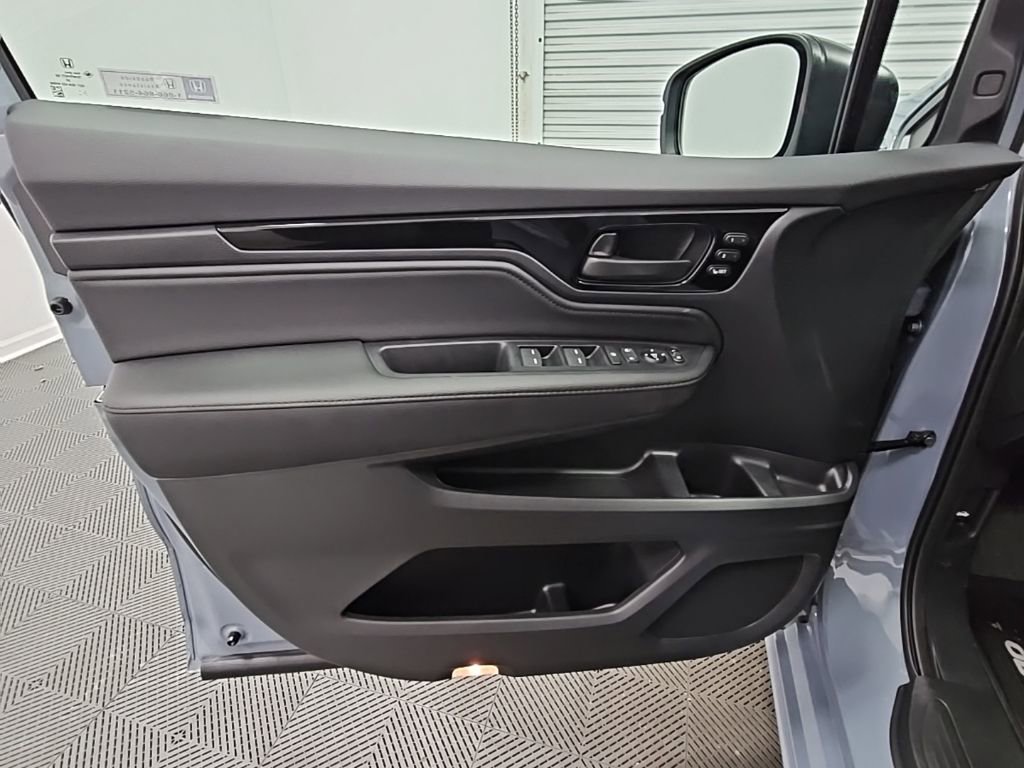 New 2026 Honda Odyssey Touring image 31