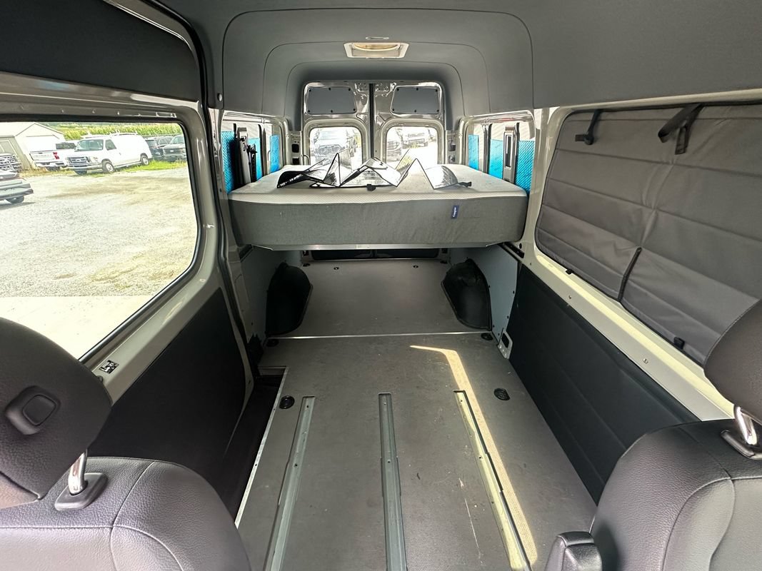 Used 2026 Mercedes-Benz Sprinter 2500 image 24