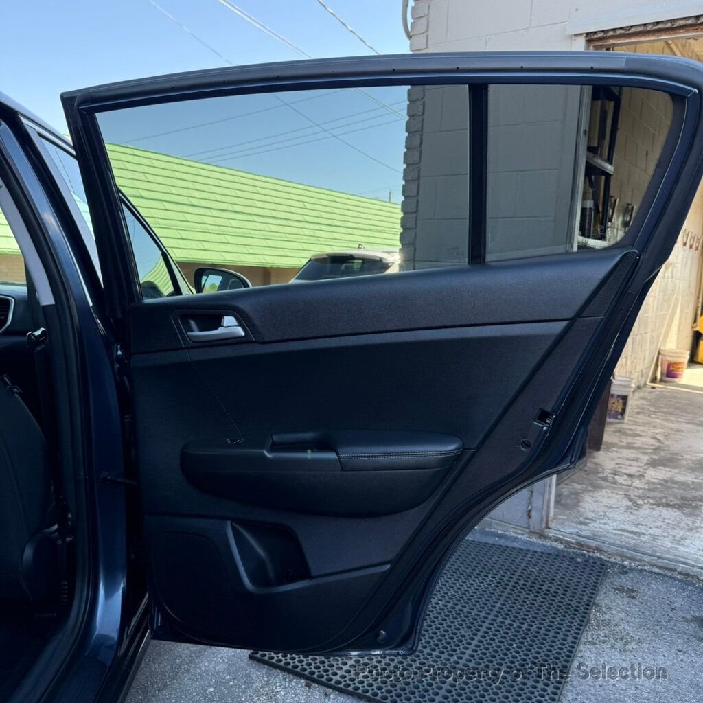 Used 2018 Kia Sportage LX image 42